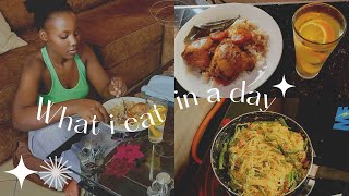 Living Alone Diaries l What I Eat in a Day ( simple and easy meals i have been craving)
