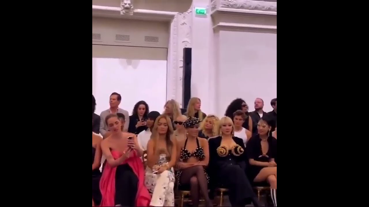 CL Sitting Front Row With Rita Ora Anitta Rina Sawayama Hunter Schafer And Emma Watson