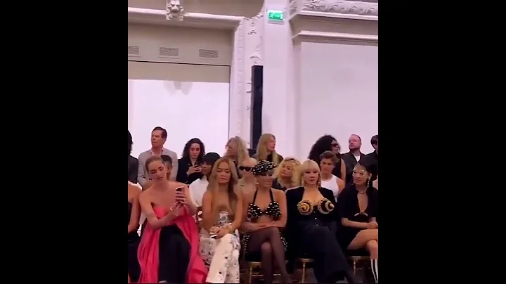 CL sitting front row with Rita ora, Anitta, rina s...