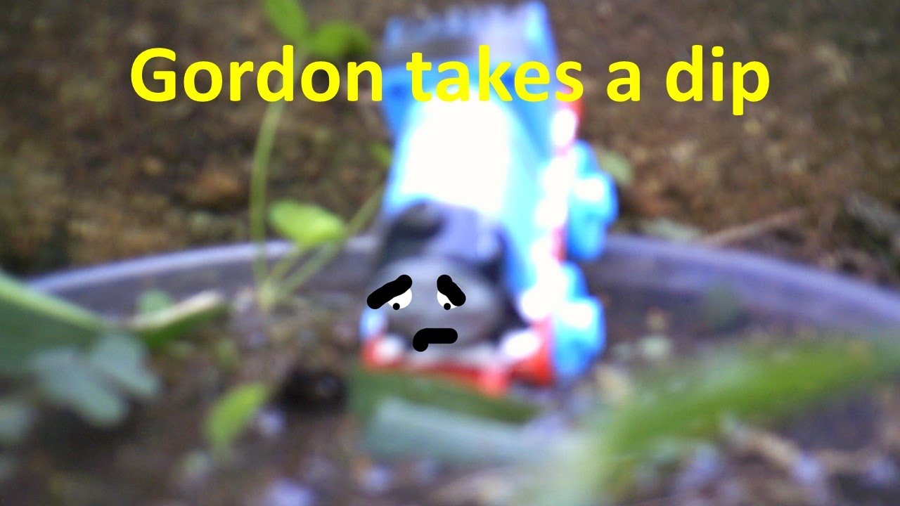 Minis Gordon Takes A Dip Rs Us Youtube