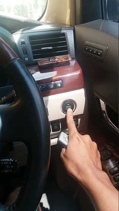 Jadi gini rasanya pake mobil alphard 😂 (cuma start engine doang, kaga jalan)