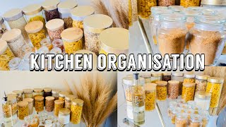 VLOG : Organise my pantry with me ✨| Vlogtober |Lister mongie | South African YouTuber