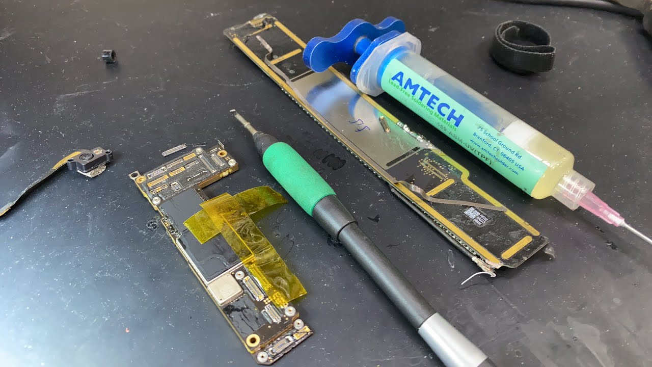 分解後】iPhone 12 Pro 画面映らない真っ黒FPCコネクタ交換修理