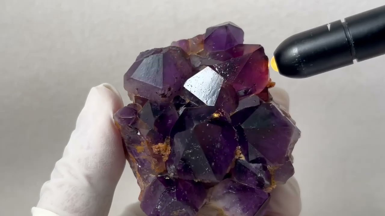 コンゴ産カラーシフト/ディープカラーアメジストクラスター 180.9g