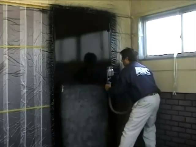 ABAC温風低圧塗装機SG-91による鉄扉塗装