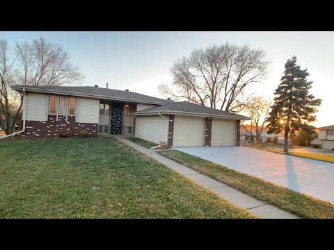 4753 Virginia St, Bellevue, NE home video tour