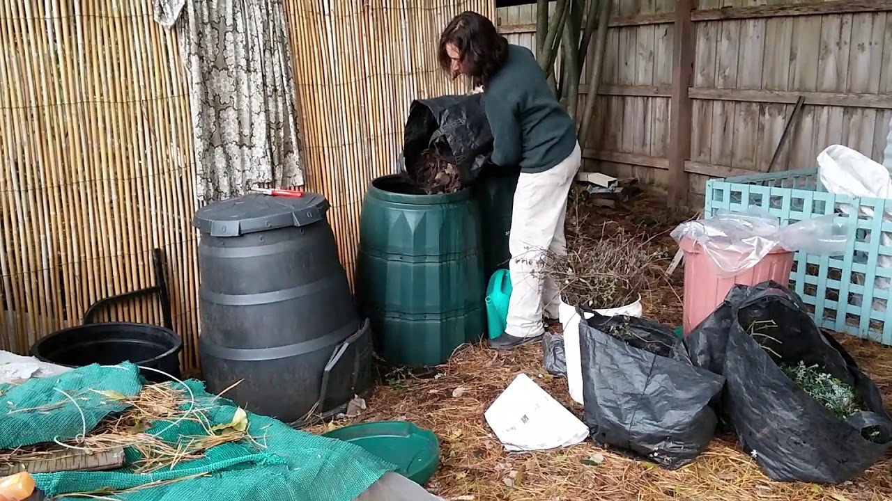 Making Hot Compost Faster Youtube