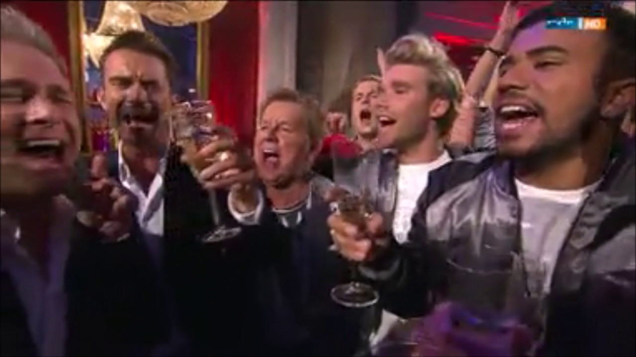 Countdown bis 2017 und Fliegerlied Die Grosse Silvester Schlagershow