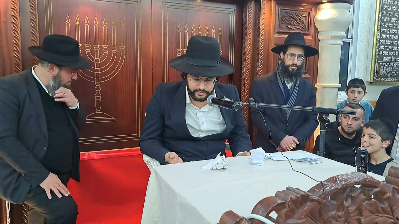 הינוקא גאון הדור רבינו שלמה בארי שליט