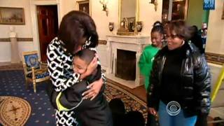 Michelle Obama surprises White House visitors