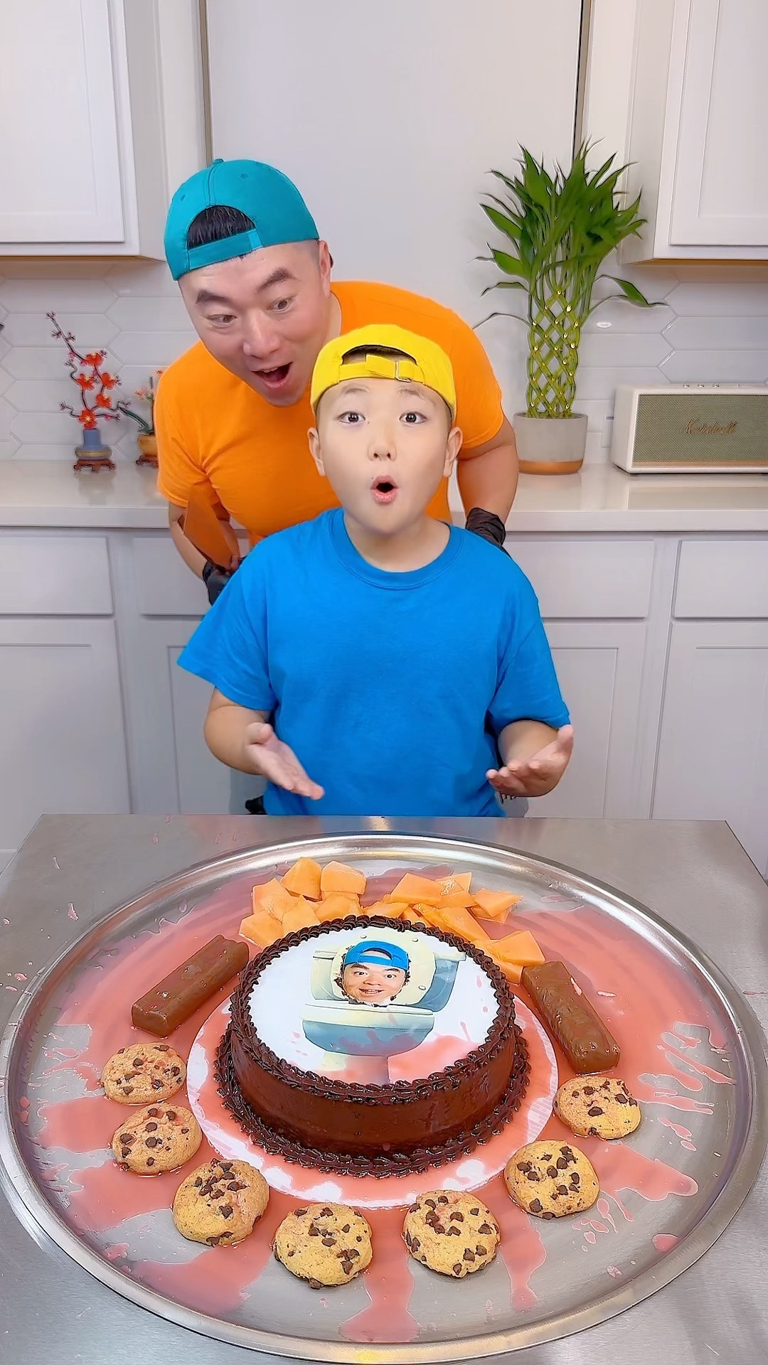 Skibidi Toilet cake vs Snickers ice cream challenge!? #funny by Ethan Funny Family