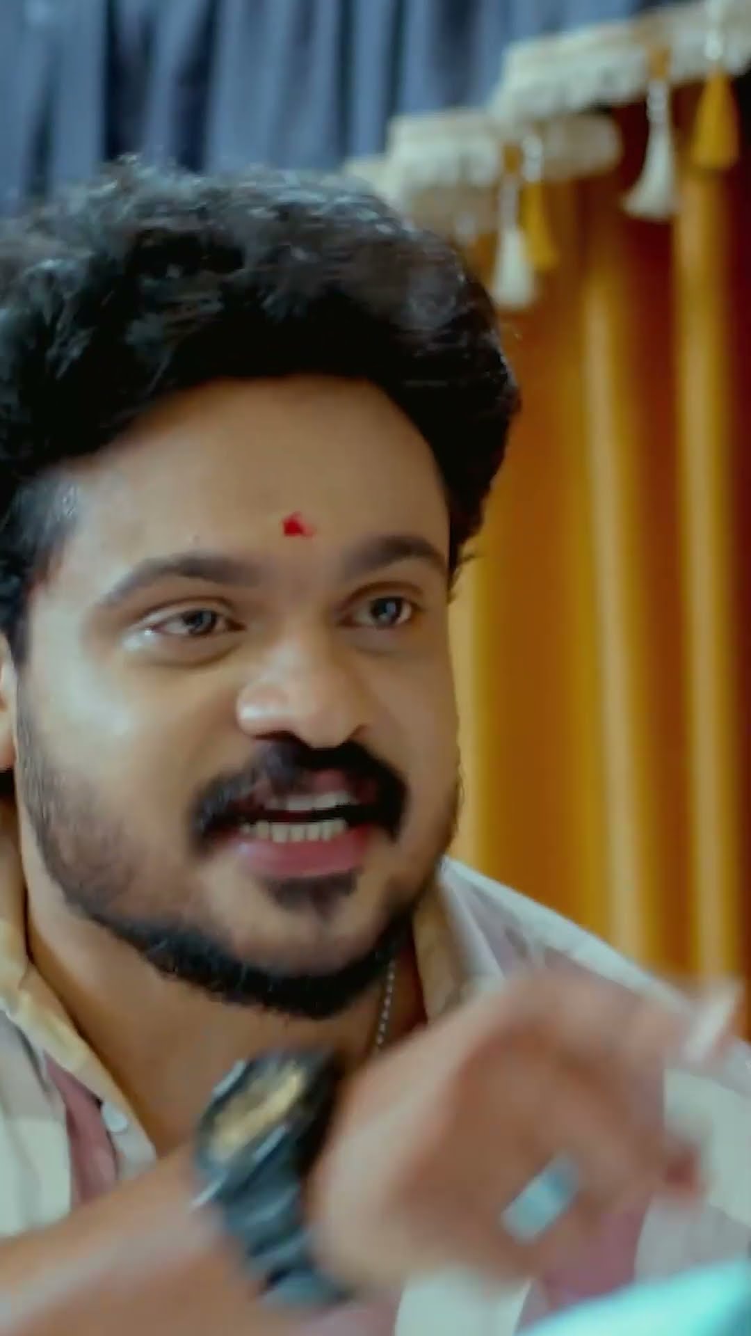 #ChempaneerPoovu ഇവളോട് സംസാരിക്കുമ്പോൾ സൂക്ഷിക്കണം