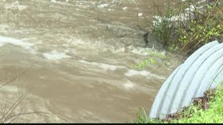 Heavy rain causes flooding, closing Laurens County roads
