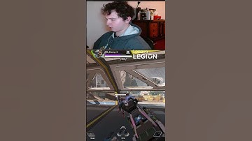 HOW DO YOU LOSE THIS  #apexlegends #apex #apexclips #apexpredator #apexlegendsclips