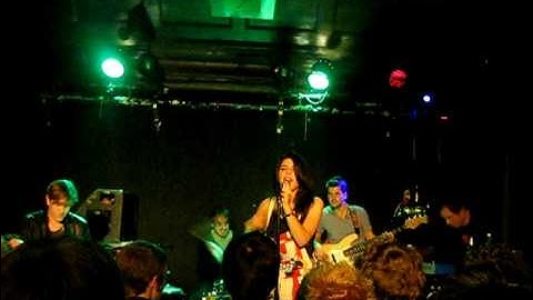 Marina and the Diamonds HOLLYWOOD live @ the Social Nottingham 17/02/10