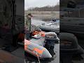 Пуск в МОРОЗ #shorts #boat #рыбалка #лодка #fishing #boating #экстрим #мотор #путешествие #мороз