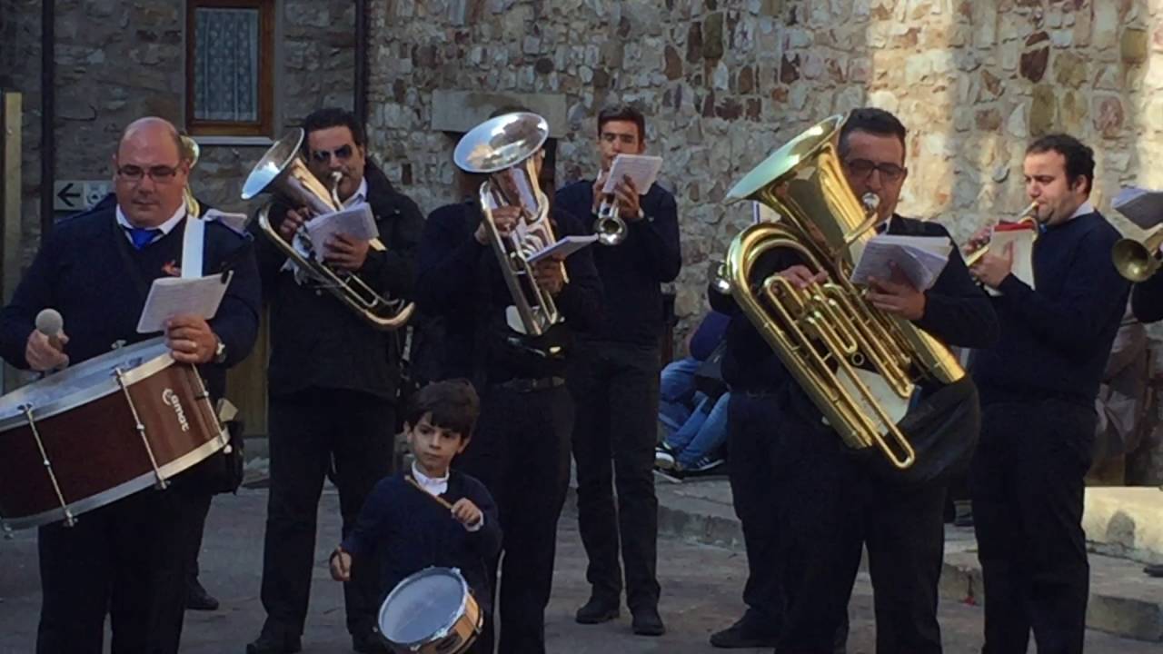 Ass. Banda Musicale Città di Geraci esegue Levanna di D. Furlano