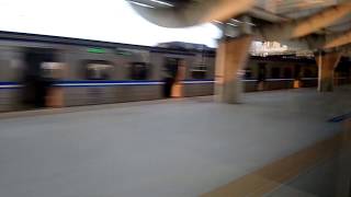 136次普悠瑪自強號新烏日站通過(2623次區間車待避)