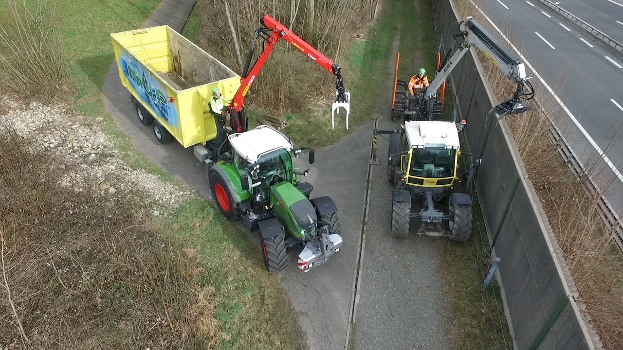Neuer Fendt 718 Profi mit Palfinger Kran ersetzt den Fendt Xylon