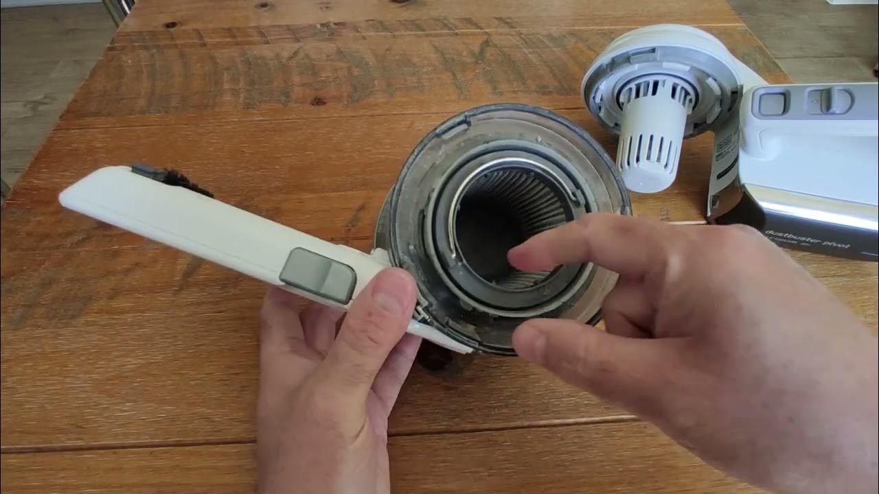 How to Clean the Filter on the Black & Decker Dustbuster Pivot