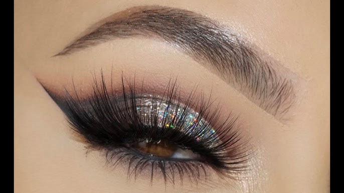Silver Glitter Eye Makeup Tutorial