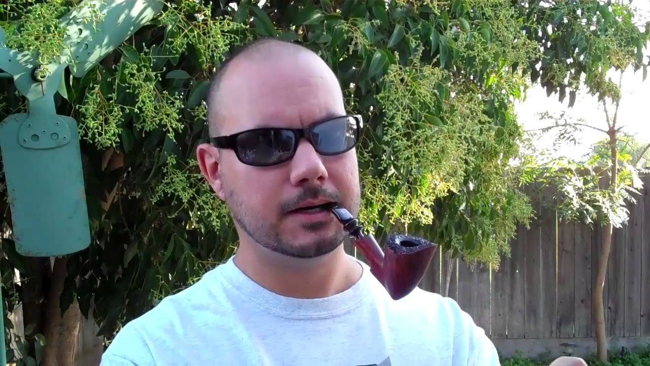 Pipe Smoking - BEWARE of this Scumbag!