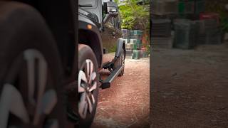 Thar Roxx fitted with automatic footstep