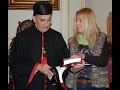Vassula offering HIR book to Patriarch Rahi   French dialogue   2016
