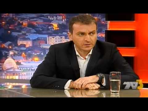 რატომ ესეთი ღია დაპირისპირება?