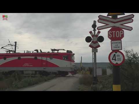 Trecere la nivel cu calea ferată Jugastru (RO) - 5.8.2025 / Ž. přejezd / Romanian railroad crossing