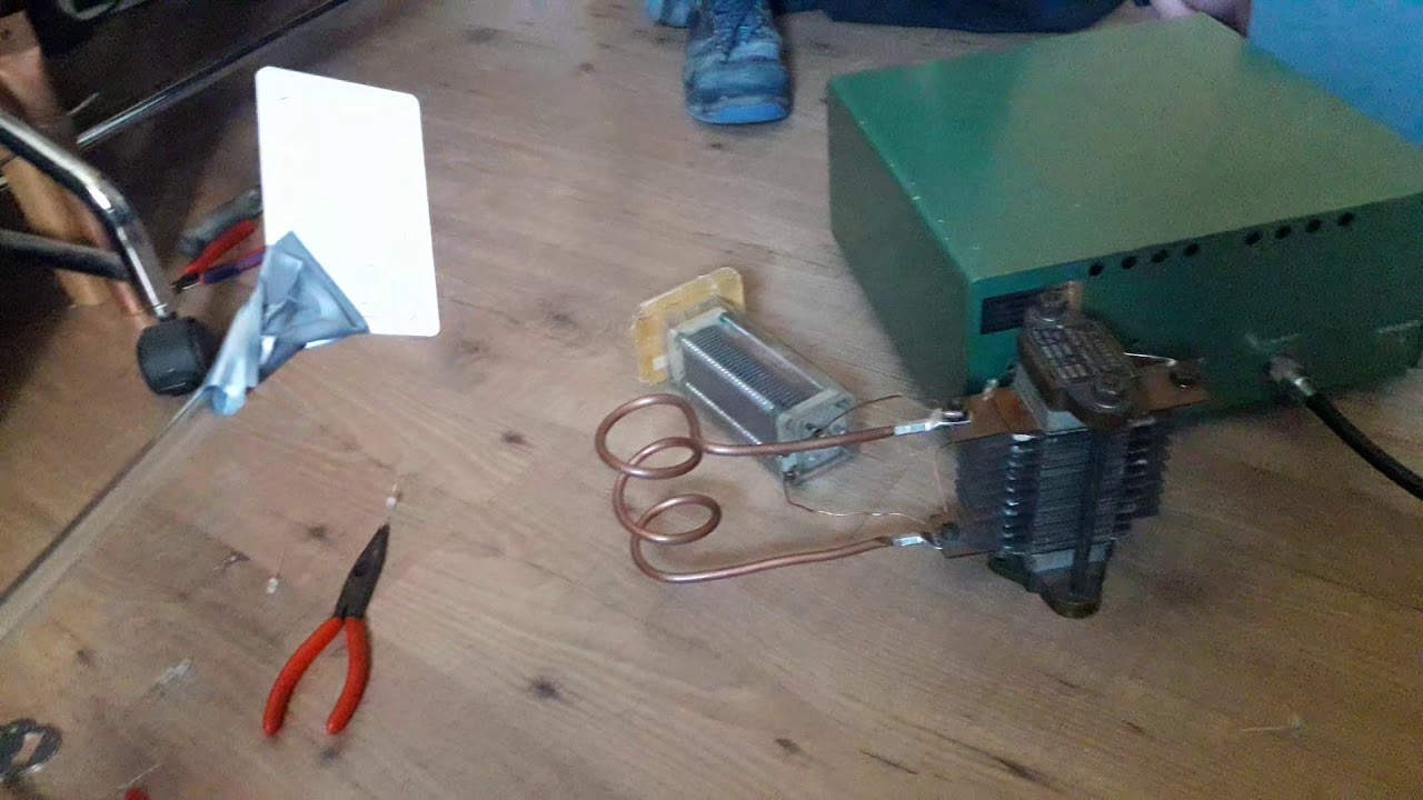 Killing a NFC Isocard with 300W of RF Power at 13.56MHz and testing xLED with same settings