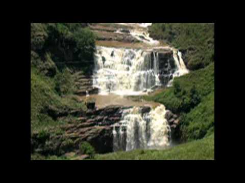 The St. Clair's Falls in Talawakele are 80 m high and No. 20 of Sri Lanka's highest falls. Due to their wideness they are also called "Little Niagara of Sri ...