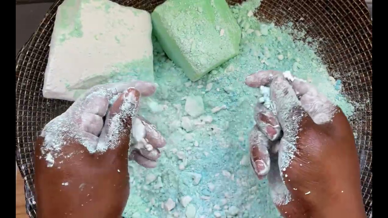 Plain Jane and dyed chunks this color combo! 😍😍 #satisfying #asmrsounds 