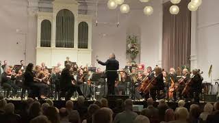 Een klein stukje Brahms serenade 1