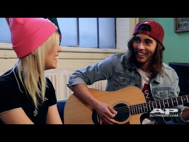 Vic Fuentes and Jenna McDougall, "Hold On Till May" (acoustic)