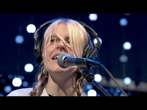 Lala Lala - Does This Go Faster? (Live on KEXP)