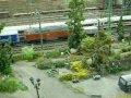 ICE und Gleisreinigungszug (mit 218)