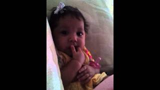 Alexis Chupandose La Mano