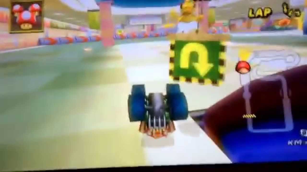 Mario Kart Wii Coconut Mall Glitch