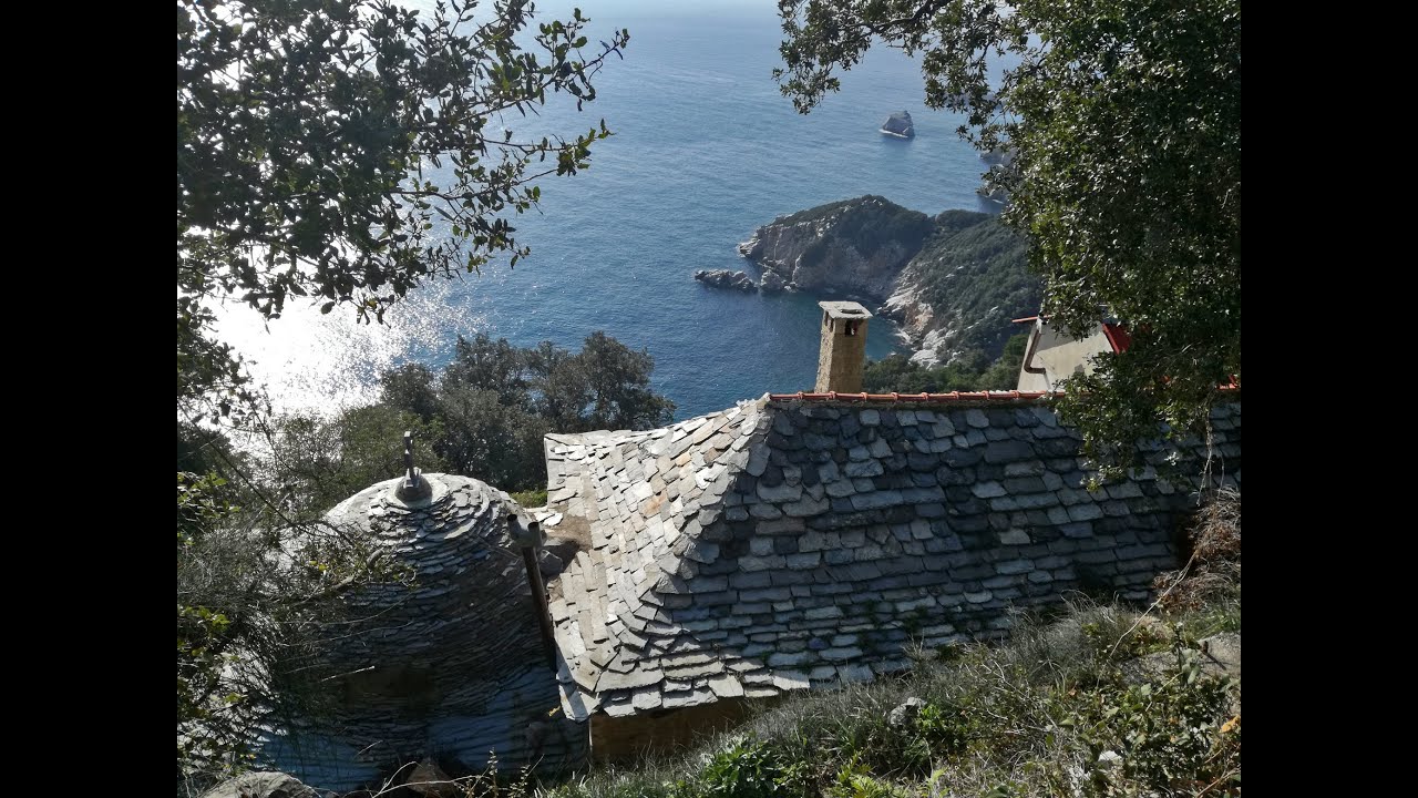 Στο δρόμο για τα Καυσοκαλύβια