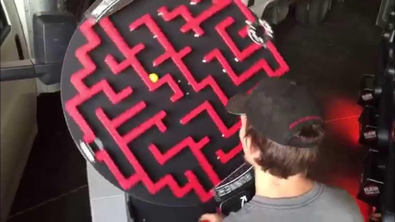 Maze Runner - Pipe Maze Carnival Game