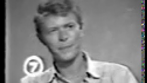 David Bowie   Channel 7 Interview 1978 BW  (rare)