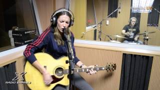 Hemendex LIVE: Zuzana Smatanová -- Včely