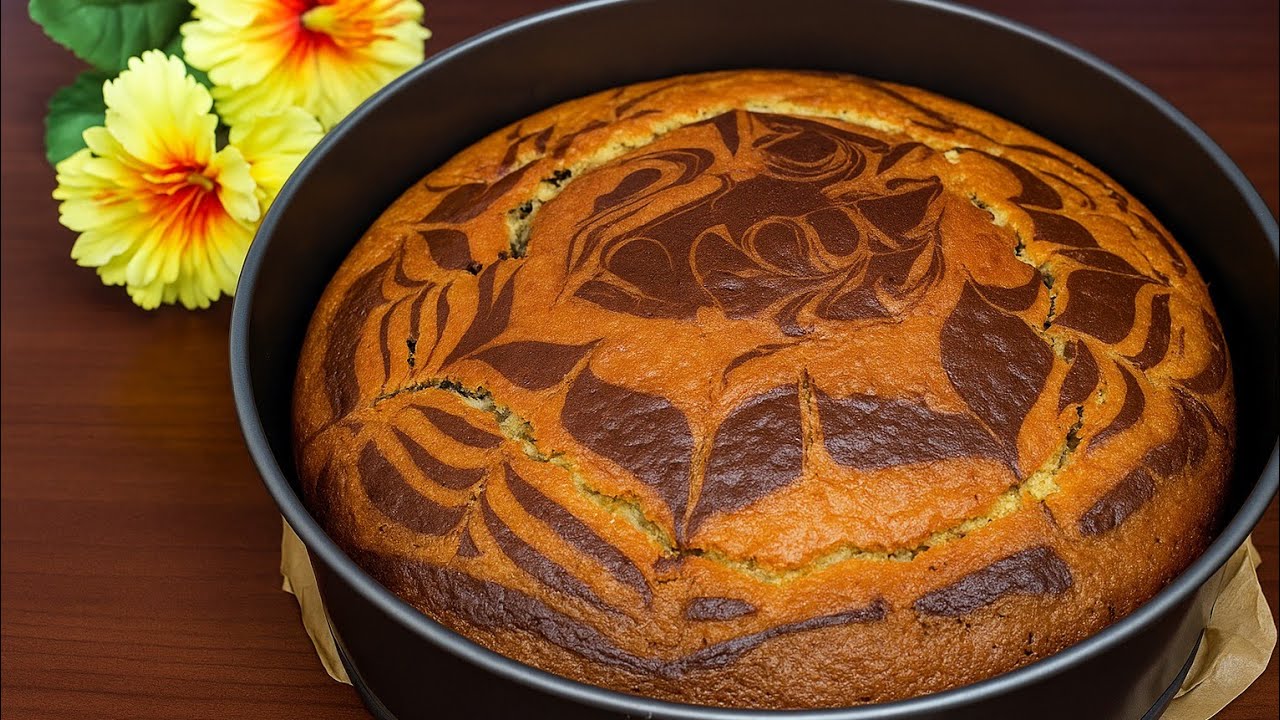 Nur 5 Zutaten! Der einfachste Zebrakuchen der Welt! 💛