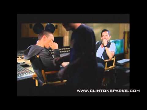 clinton-sparks-pranks-eminem-by-pretending-he-has-major-wood-during-interview!