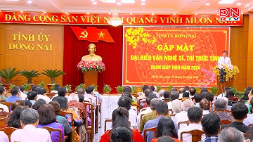 Lãnh đạo tỉnh gặp mặt đại biểu văn nghệ sĩ, trí thức