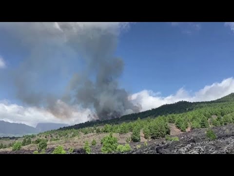 Volcano erupts on Spanish Canary island La Palma