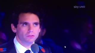 Mika &quot;sono un po&#39;...stupato&quot;[Mika errori con la lingua italiana]