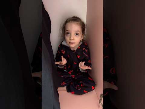 متخبيه بالخزانه مابدها تنام
