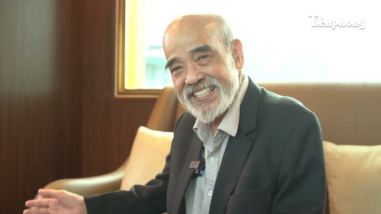 Choáng ngợp với trải nghiệm tàu dát vàng lần đầu tiên xuất hiện tại Hà Nội